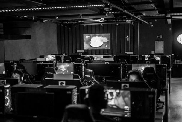 game crypto 8Day